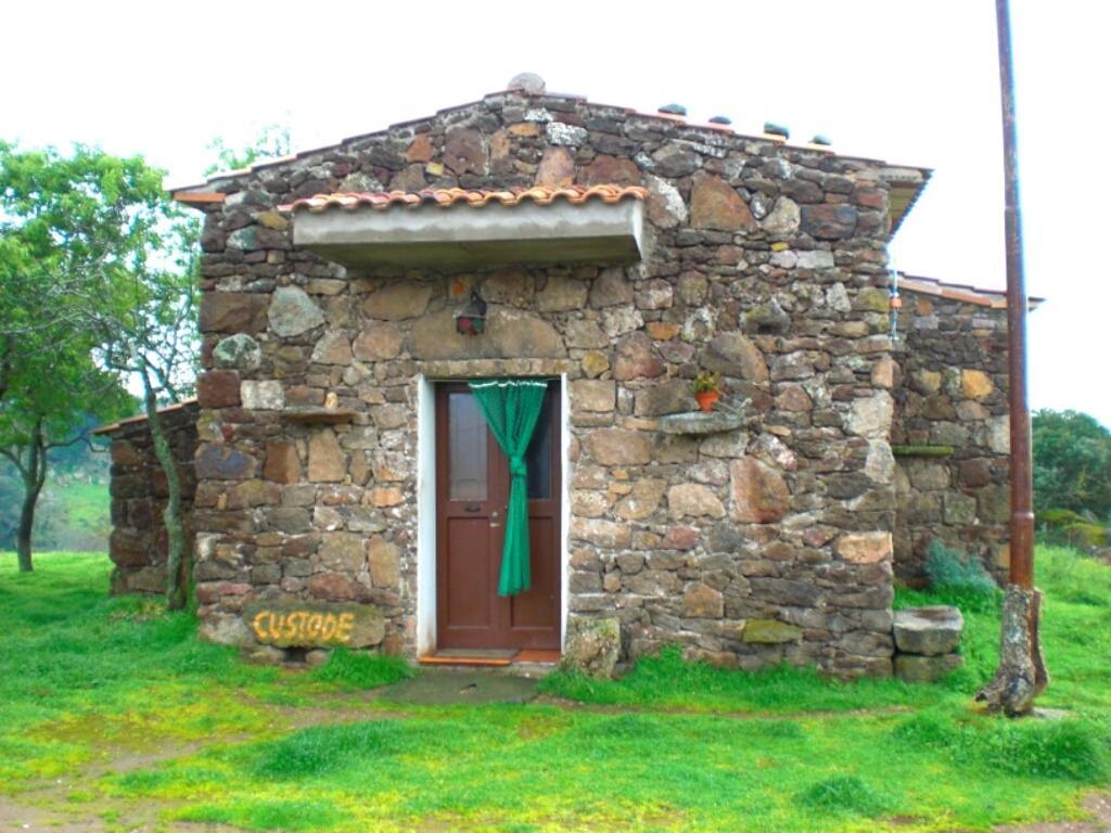 Agriturismo Pentuma Chiaramonti Exterior photo